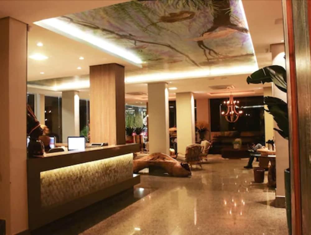 Amazon Plaza Hotel Cuiabá Exterior foto